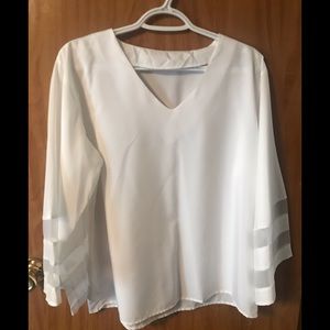 Cute white top